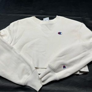 Cropped Champion Crewneck